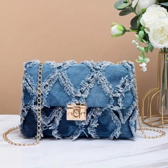 NWOT Denim Shoulder/Crossbody Bag with Gold Purse Chain and Hardware - Picture 1 of 5